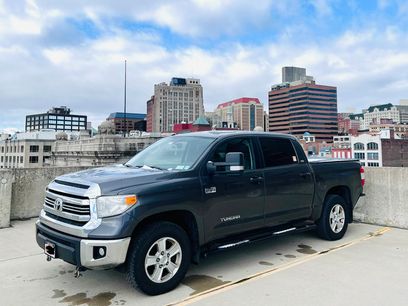 Used 2016 Toyota Tundra SR5 w/ SR5 Upgrade Package
