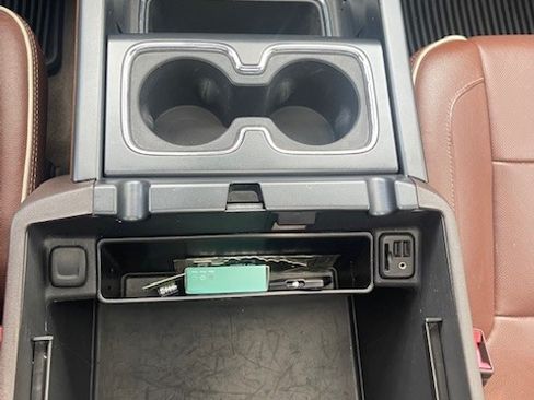 Used 2015 Chevrolet Silverado 1500 High Country w/ High Country Premium Package image 19