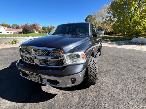 Used 2015 RAM 1500 Laramie w/ Convenience Group image 29