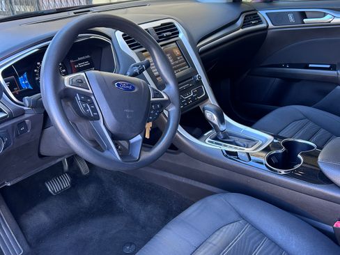 Used 2016 Ford Fusion SE image 13