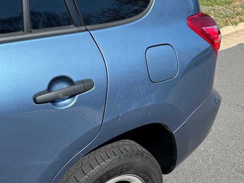 Used 2012 Toyota RAV4 4WD V6 w/ Tow Prep Pkg image 6