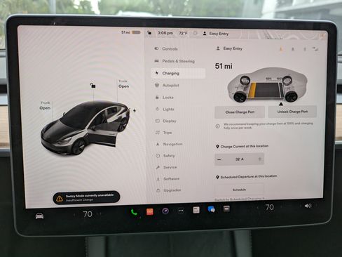 Used 2022 Tesla Model 3 Standard Sedan 4D image 6