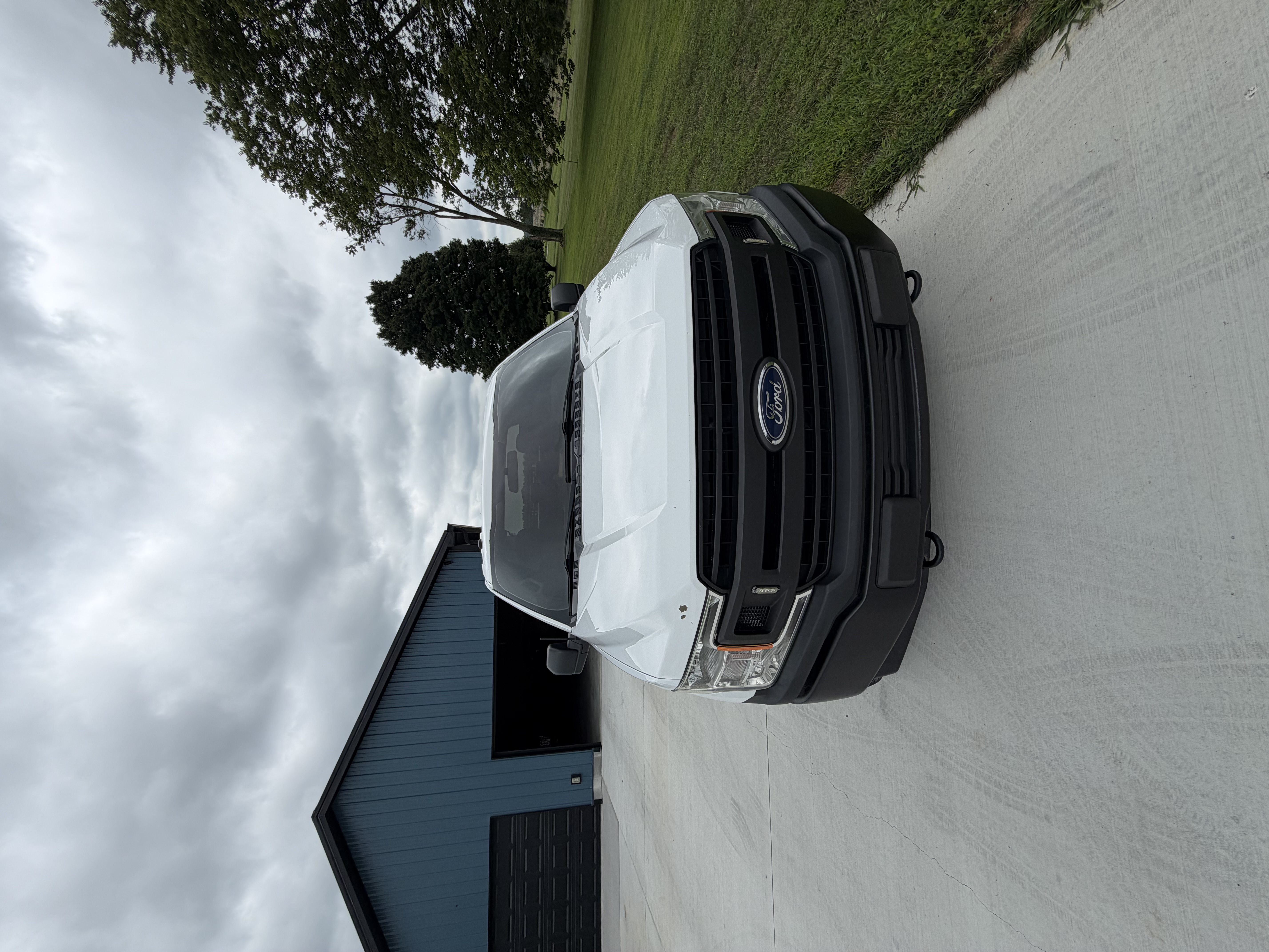 Used 2018 Ford F150 XL w/ Equipment Group 101A Mid AWD/4WD image 2