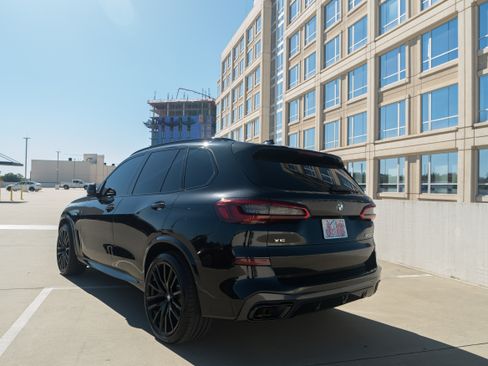 Used 2020 BMW X5 M50i w/ Executive Package image 6