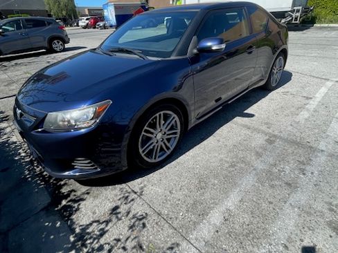 Used 2012 Scion tC image 1