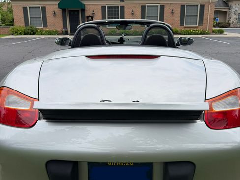 Used 1999 Porsche Boxster RWD image 5