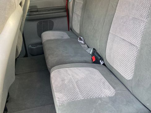 Used 2003 Ford F250 XLT image 2