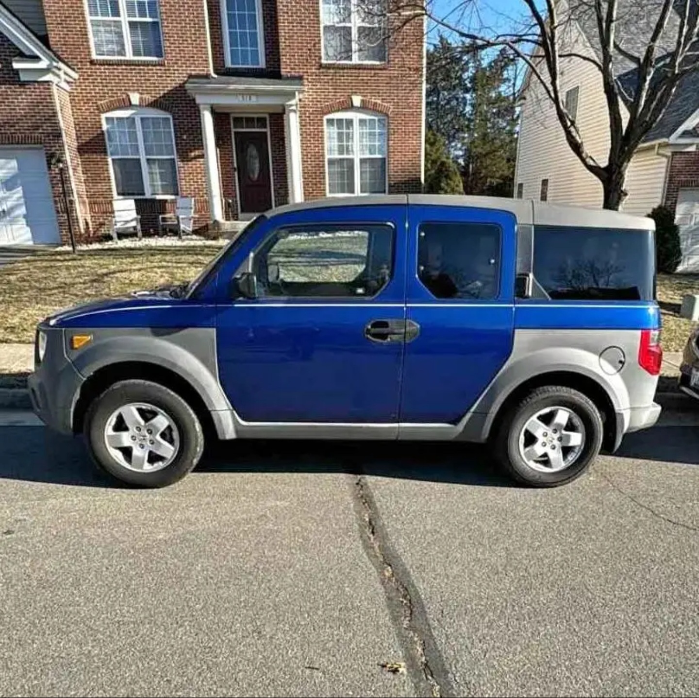 Used 2004 Honda Element EX image 1