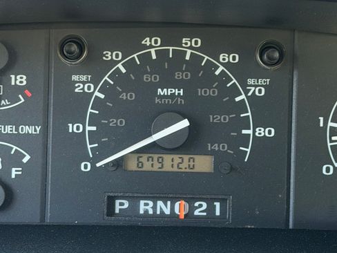 Used 1996 Ford F150 4x4 Regular Cab image 8