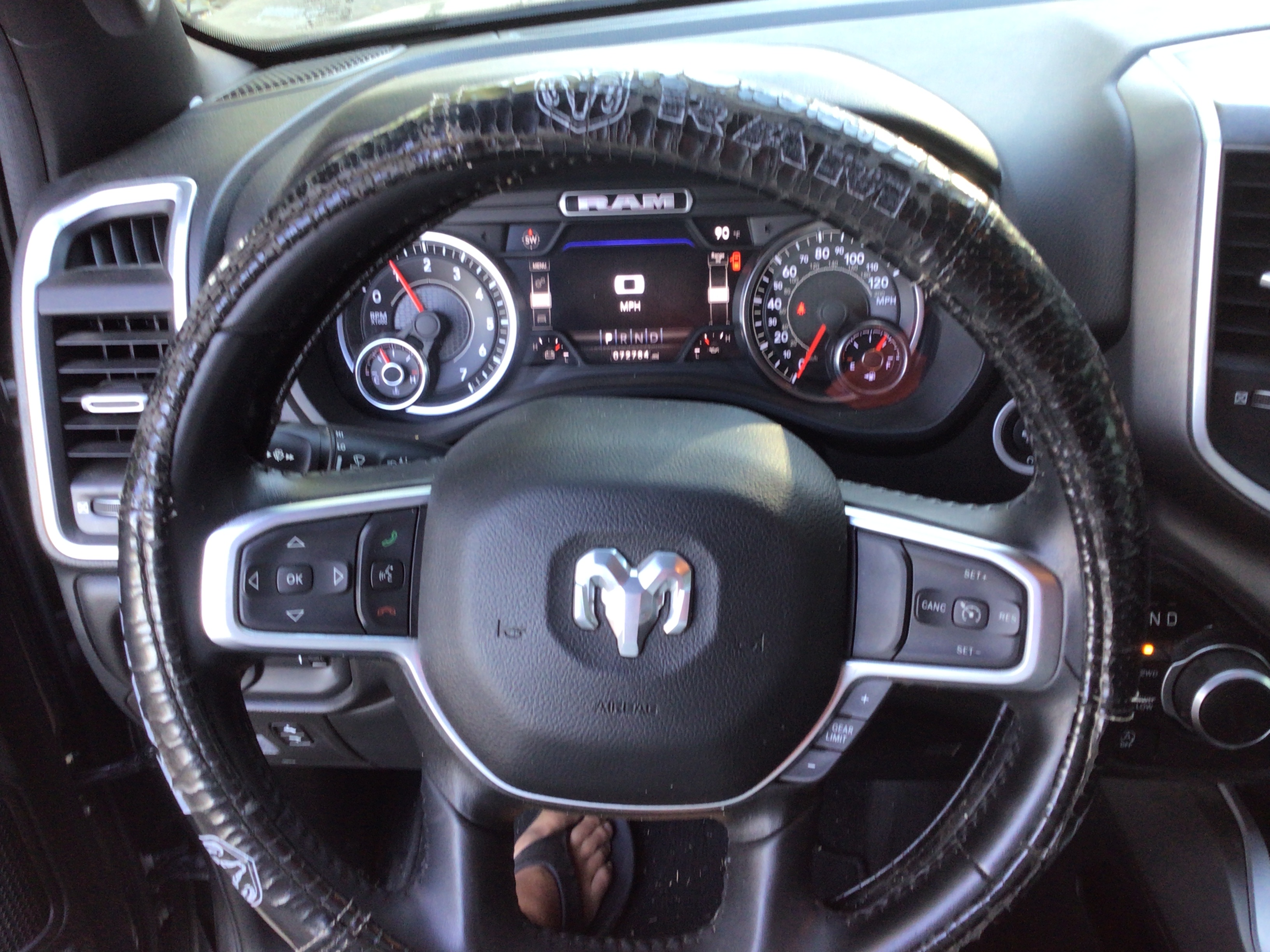 Used 2022 RAM 1500 Big Horn AWD/4WD image 11