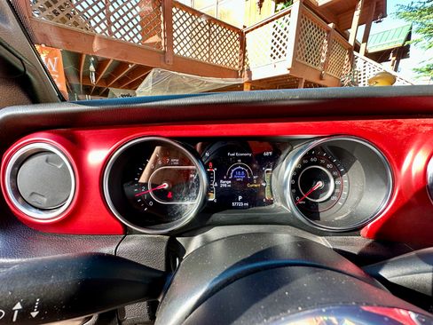 Used 2022 Jeep Gladiator Rubicon w/ Trailer Tow Package image 16