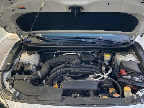 Used 2017 Subaru Impreza 2.0i Premium image 8