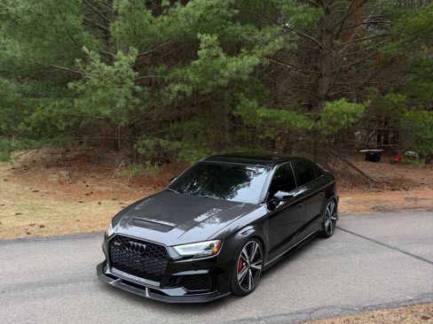 Used 2019 Audi RS 3 w/ Technology Package image 8