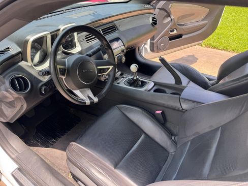 Used 2010 Chevrolet Camaro SS w/ RS Package RWD image 14
