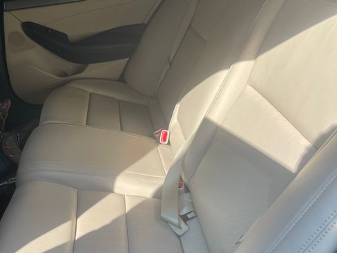 Used 2016 Nissan Maxima 3.5 SV FWD image 10