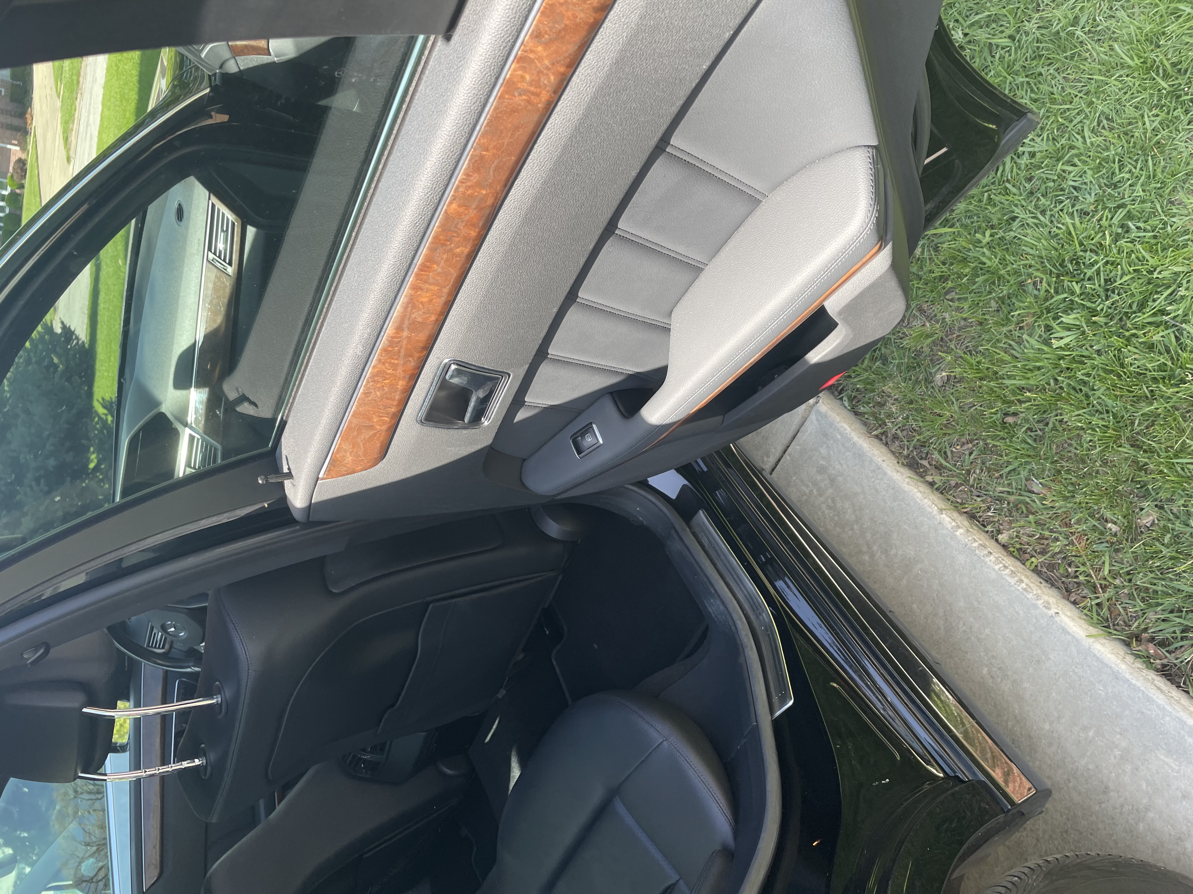 Used 2012 Mercedes-Benz E 350 4MATIC Sedan image 13