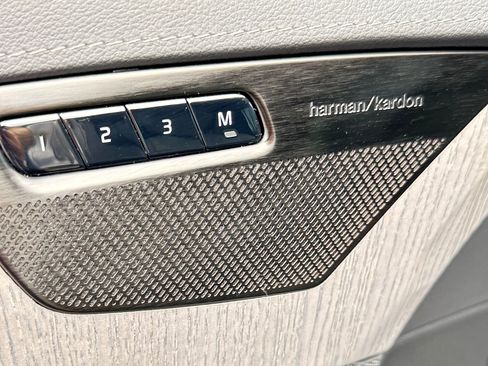 Used 2023 Volvo XC90 T8 Ultimate w/ Protection Package Premier AWD/4WD image 23