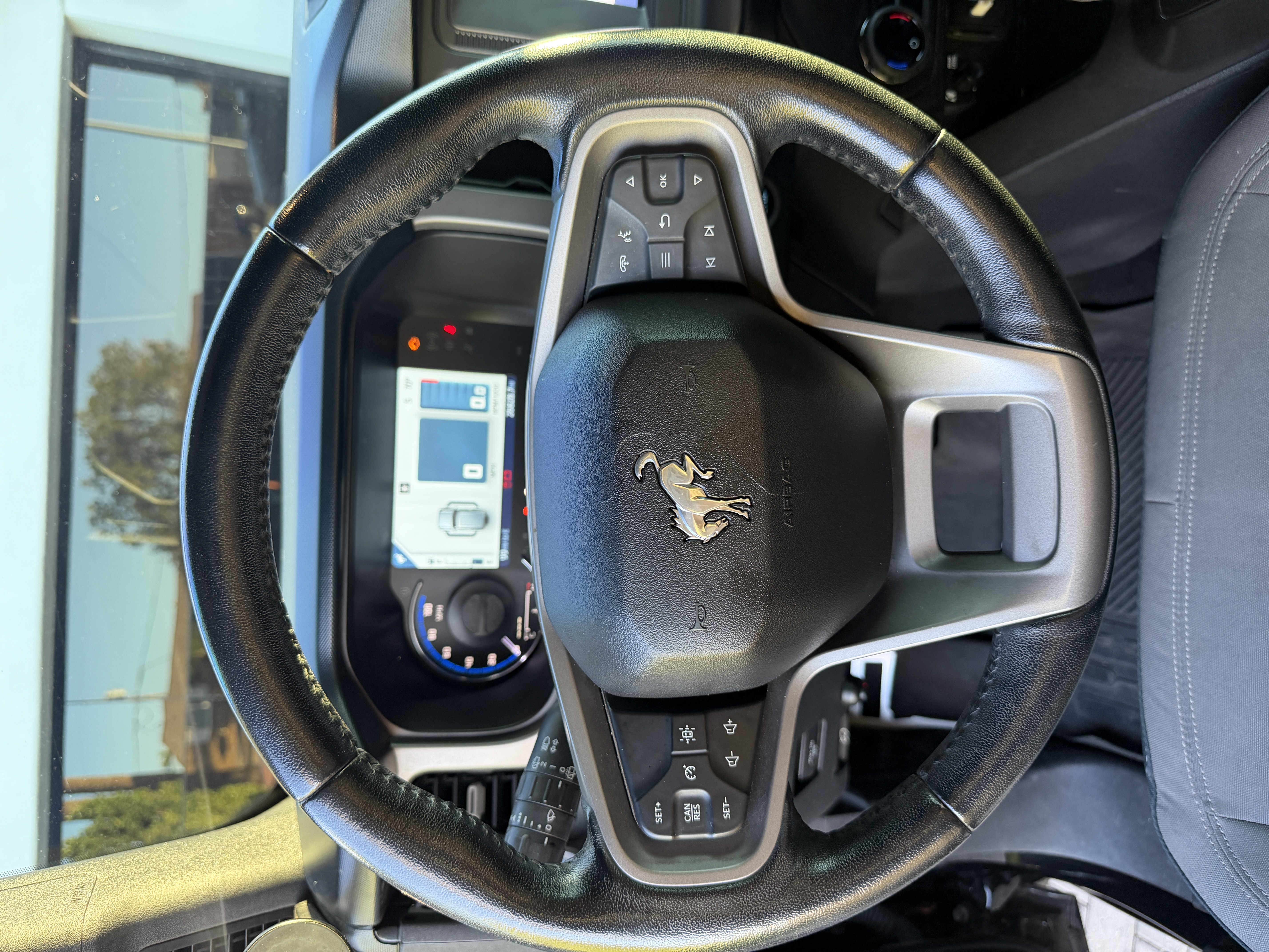 Used 2023 Ford Bronco Outer Banks AWD/4WD image 32