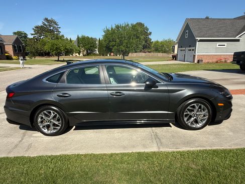 Used 2023 Hyundai Sonata SEL w/ Convenience Package FWD image 4