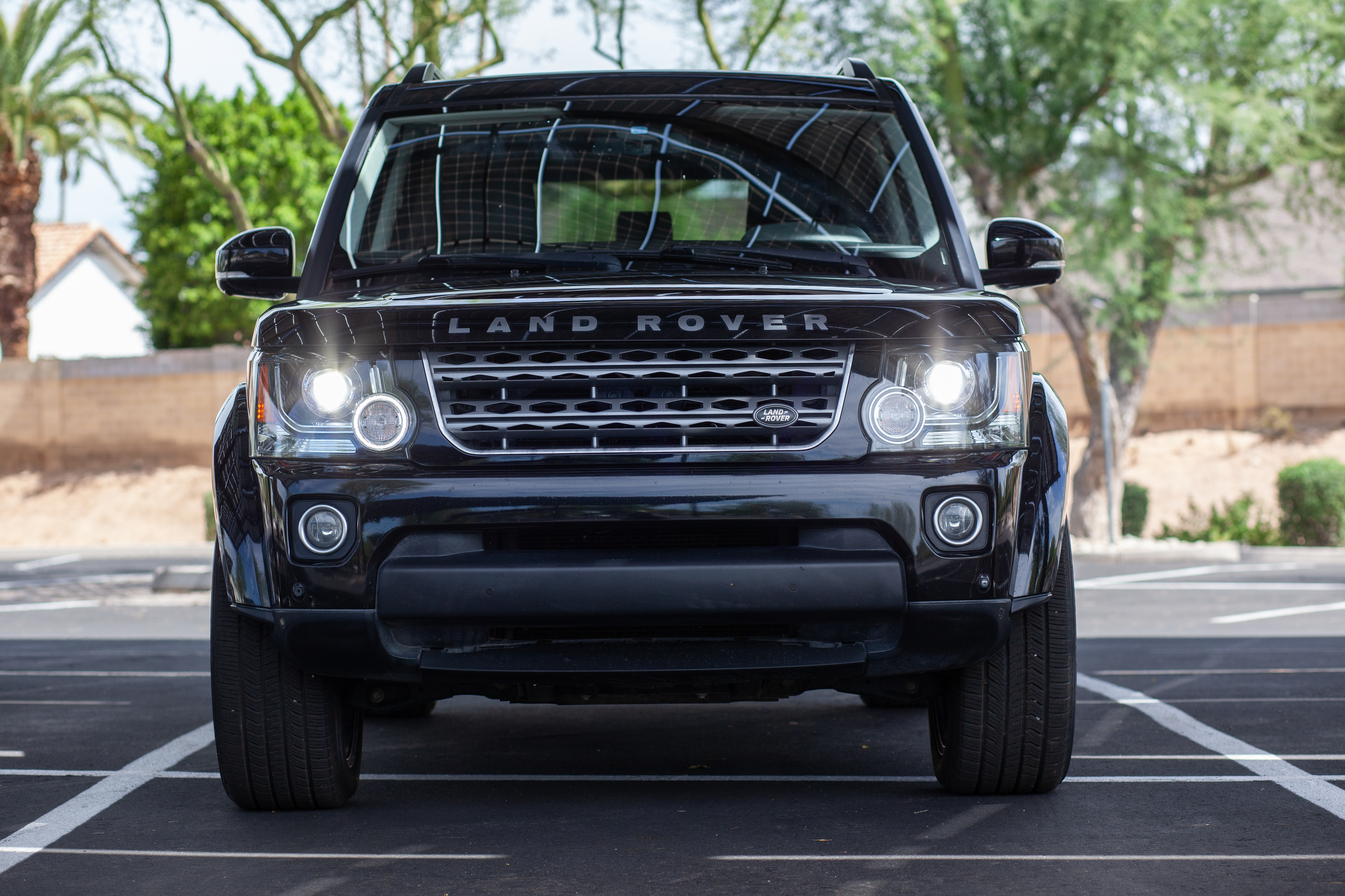 Used 2016 Land Rover LR4 HSE Silver Edition AWD/4WD image 5