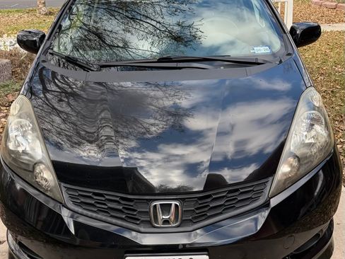 Used 2012 Honda Fit Sport image 4