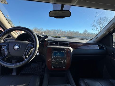 Used 2010 Chevrolet Silverado 2500 LTZ w/ Convenience Package image 12