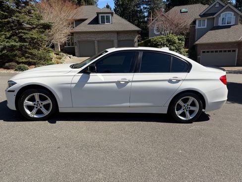 Used 2013 BMW 328i xDrive Sedan image 1
