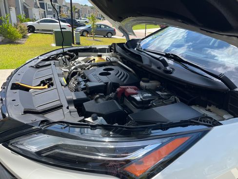 Used 2021 Nissan Rogue Platinum FWD image 8