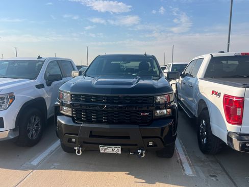 Used 2021 Chevrolet Silverado 1500 Custom Trail Boss image 2