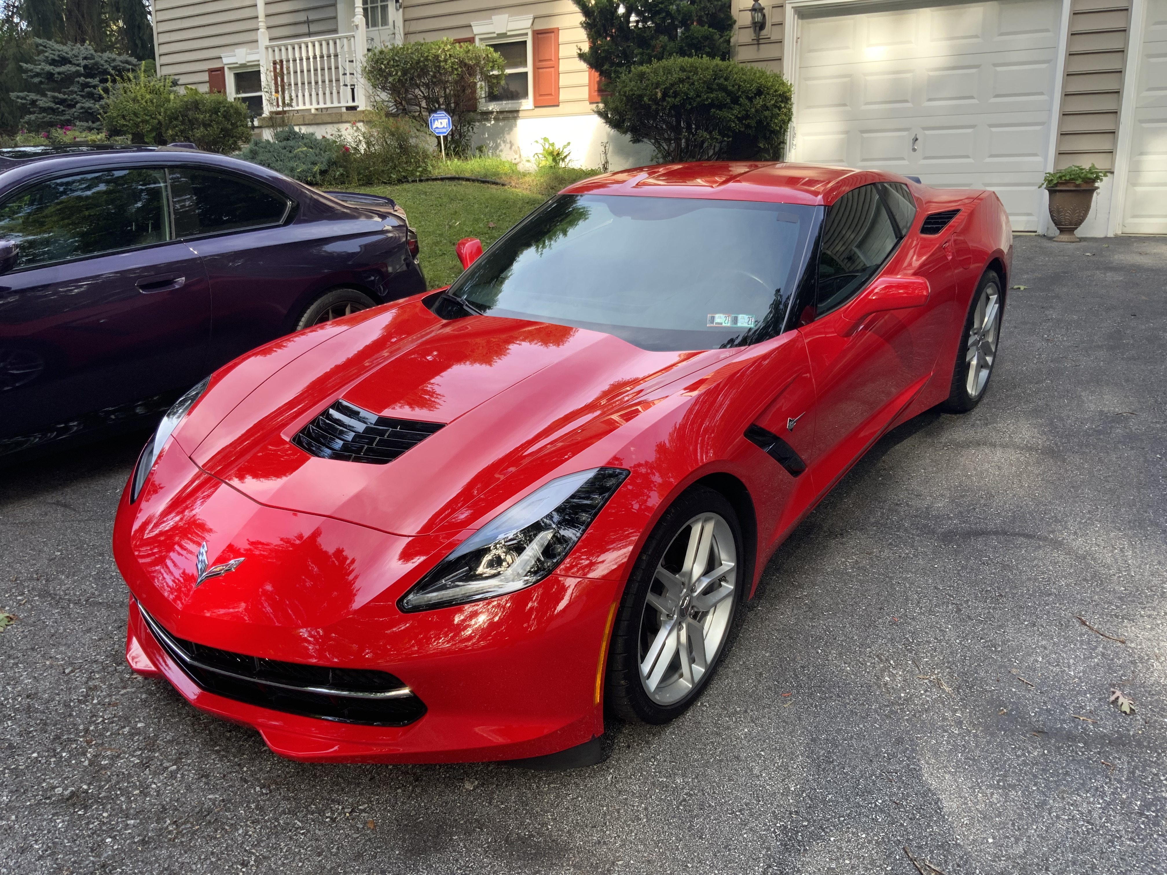 Used 2019 Chevrolet Corvette Stingray Coupe w/ 1LT RWD image 4