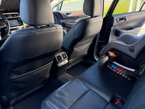 Used 2016 Subaru Outback 2.5i Limited image 10