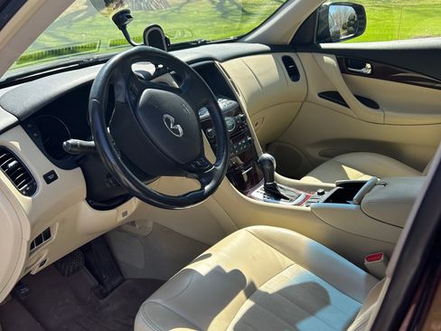 Used 2017 INFINITI QX50 AWD w/ Premium Plus Package image 6