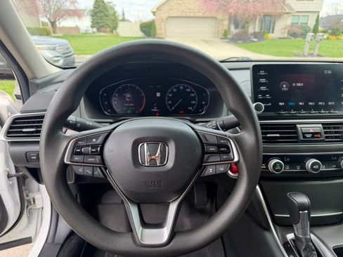 Used 2019 Honda Accord LX image 10