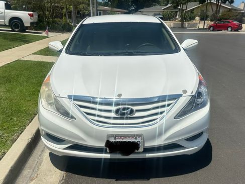 Used 2013 Hyundai Sonata GLS FWD image 2