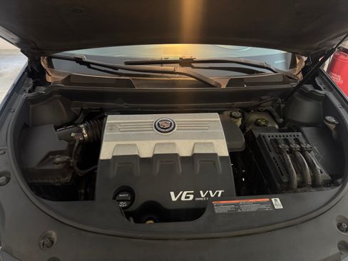 Used 2010 Cadillac SRX Premium image 1