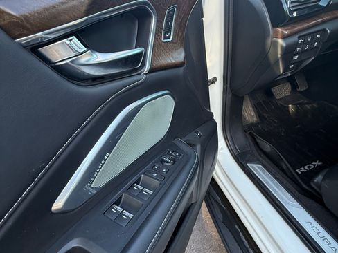 Used 2019 Acura RDX AWD w/ Advance Package image 13