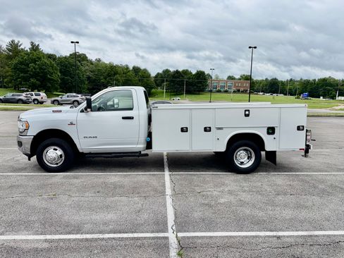 Used 2022 RAM 3500 Tradesman AWD/4WD image 2