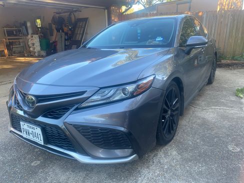 Used 2021 Toyota Camry XSE w/ Carpet Mat Package (TMS) image 1