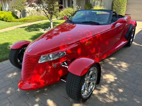 Used 1999 Plymouth Prowler RWD image 8