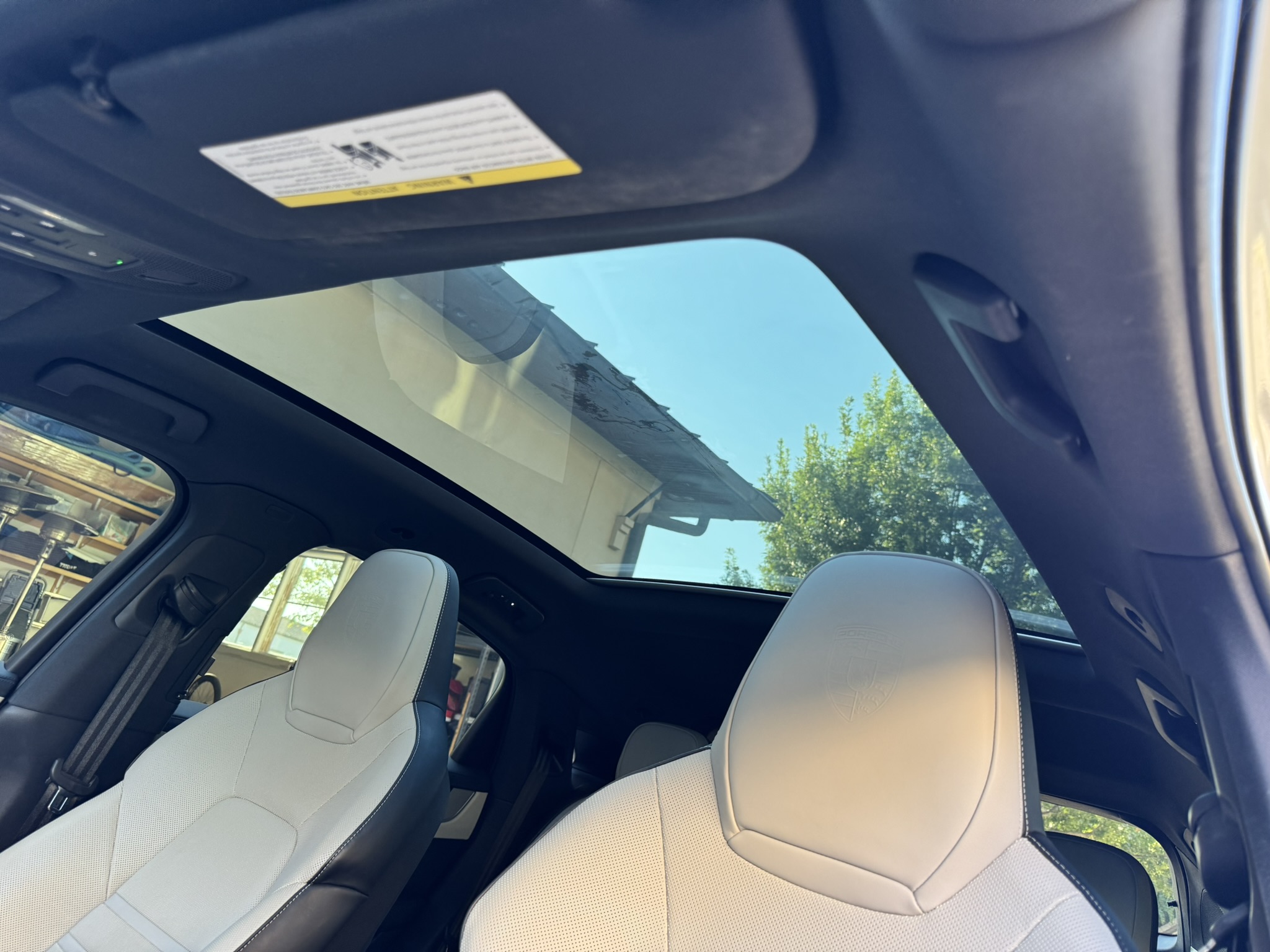 Used 2024 Porsche Cayenne S AWD/4WD image 22