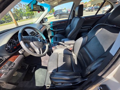 Used 2003 BMW 330xi Sedan image 14