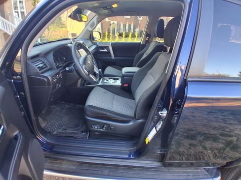 Used 2023 Toyota 4Runner SR5 image 15