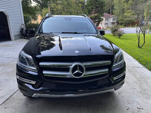 Used 2013 Mercedes-Benz GL 450 4MATIC image 2