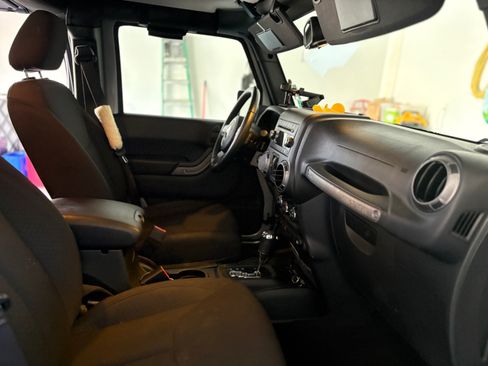 Used 2017 Jeep Wrangler Unlimited Sport w/ Quick Order Package 24S image 8