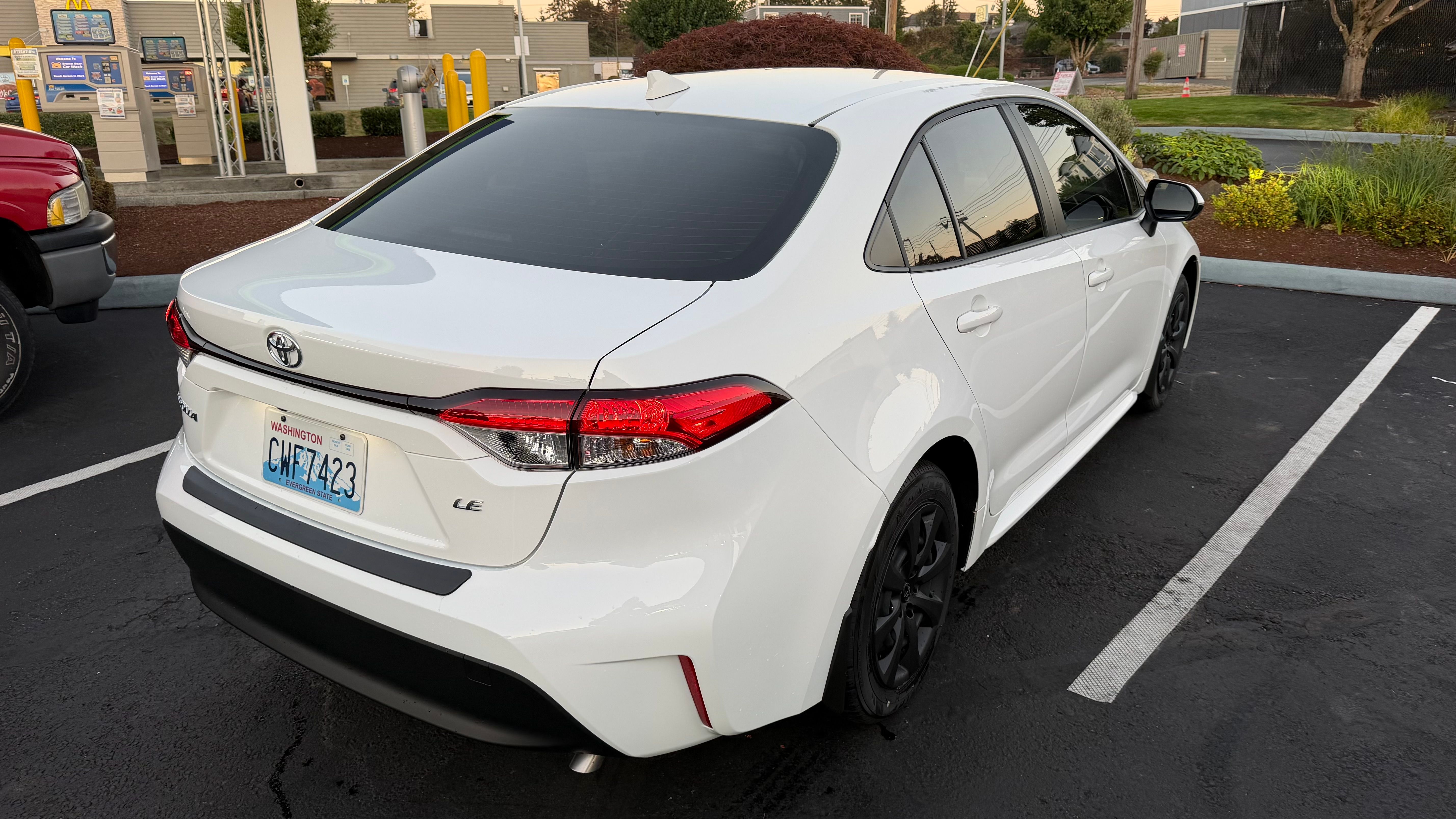 Used 2026 Toyota Corolla LE FWD image 6
