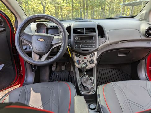 Used 2012 Chevrolet Sonic LS image 17