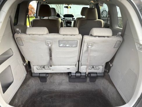 Used 2014 Honda Odyssey EX image 11