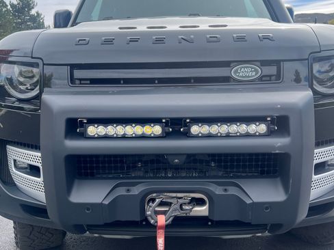 Used 2023 Land Rover Defender 110 S image 2