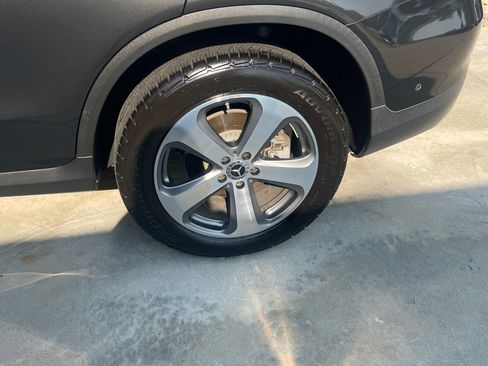 Used 2022 Mercedes-Benz GLC 300 image 16