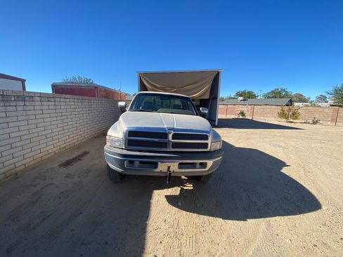 Used 1996 Dodge Ram 2500 Truck 4x4 Club Cab image 8